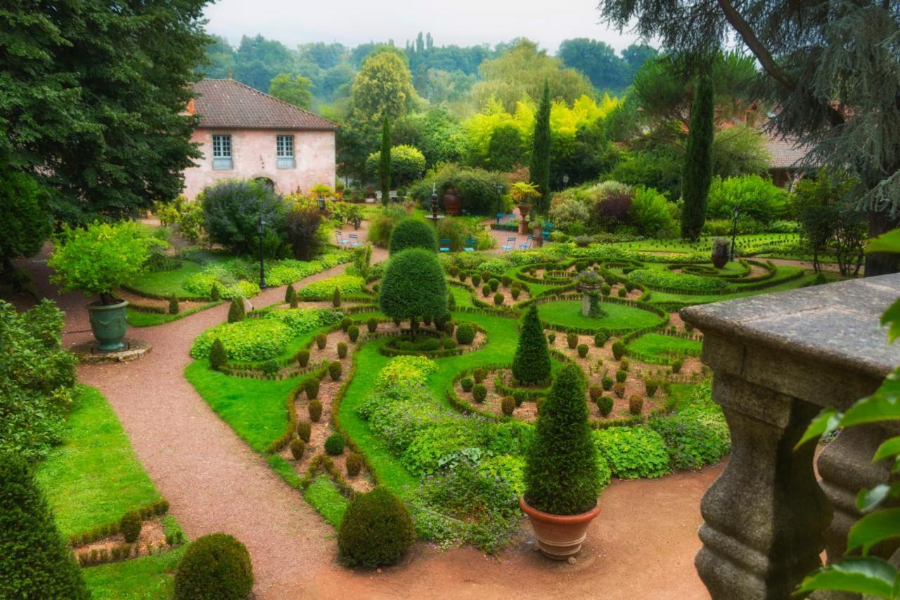 Le Poudrier Hotel